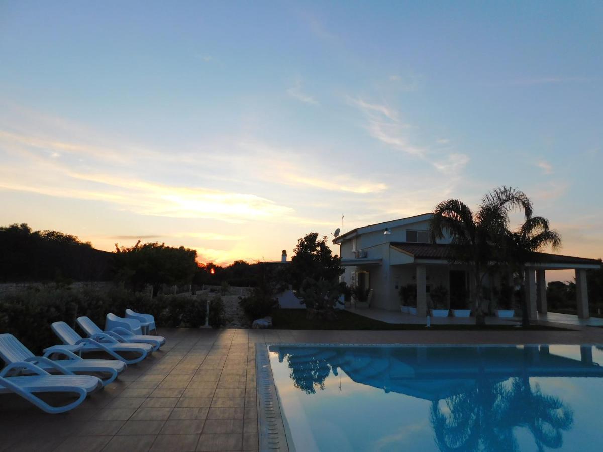 Villa Maria - Apartments In Villa With Pool بولينيانو آ ماري المظهر الخارجي الصورة
